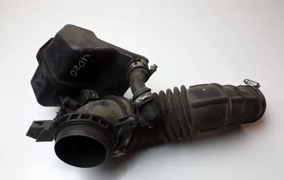 Ford Kuga II Air intake duct part FV419F805B