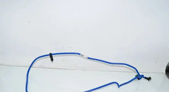 BMW 5 G30 G31 G38 Fuel line pipe 7373600 16127373600