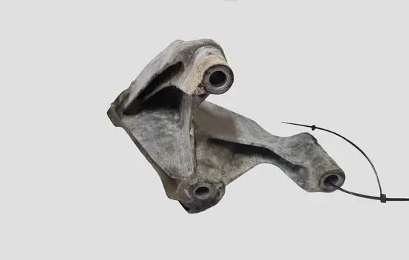 Audi A4 S4 B8 8K Engine mounting bracket 8K0199307