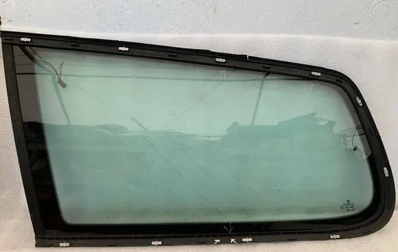 Volkswagen PASSAT B6 Rear windscreen/windshield window 