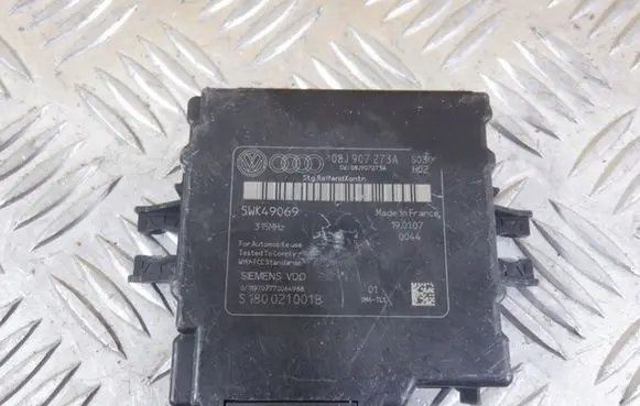 Audi TT TTS Mk2 Tire pressure control unit 08J907273A