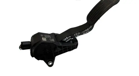 Toyota Yaris XP210 Accelerator throttle pedal 78110K0030 21084B1 29549122203