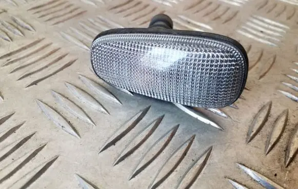 Opel Astra G Front fender indicator light
