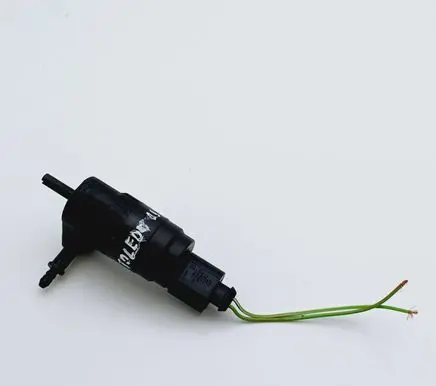 Seat Toledo III (5P) Windscreen/windshield washer pump 1T0955651A