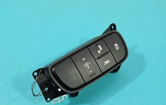 KIA Sorento Seat control switch 93700-C5150BBH IMPRK1504339