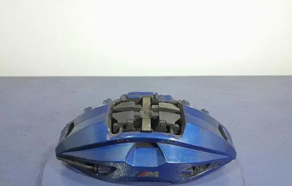 BMW X5 E53 Front brake caliper