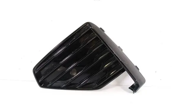 Front bumper lower grill