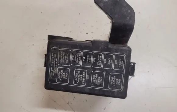 Hyundai Santa Fe Fuse module N914262B04400