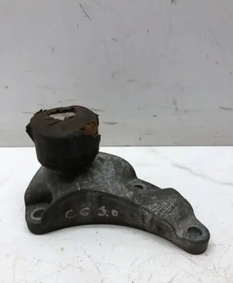 Audi A6 S6 C6 4F Engine mount bracket 4F0199343F