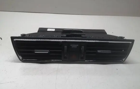 Skoda Rapid (NH) Dash center air vent grill 5JA820951B 085810000