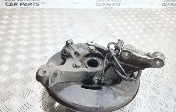 Opel Insignia A Front wheel hub spindle knuckle