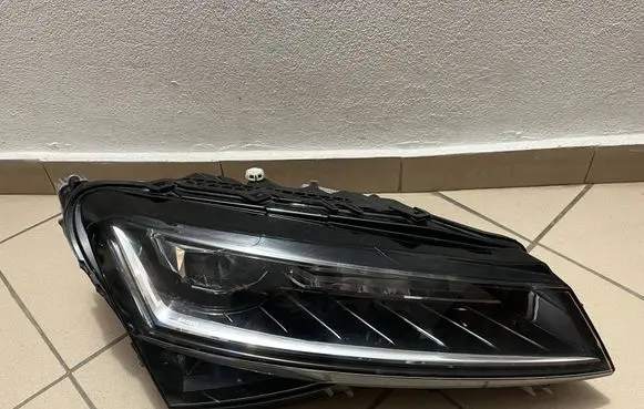 Skoda Superb B8 (3V) Headlight/headlamp 3V1941016E