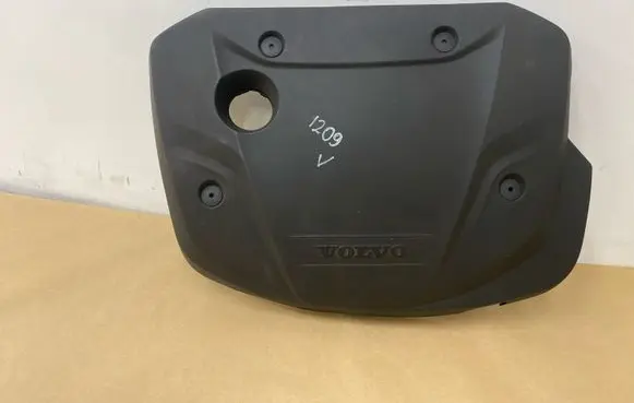 Volvo S60 Engine cover (trim) 31437540