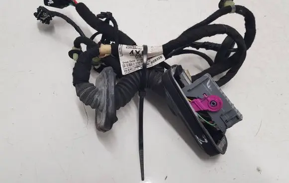 Opel Zafira C Rear door wiring loom 20803914