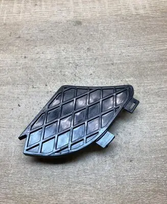 Mercedes-Benz E W210 Front fog light trim/grill 2108850253