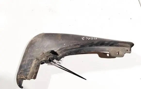 Ford Mondeo Mk III Front mudguard 1s7j22201aa