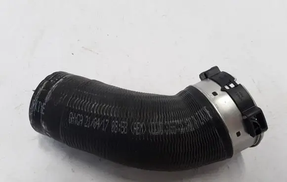 Volvo S90, V90 Intercooler hose/pipe 31657758