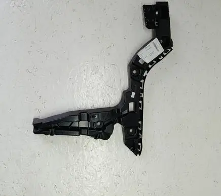 Volkswagen Golf VIII Rear bumper mounting bracket 5H9807394