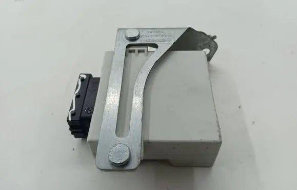Toyota Corolla Verso AR10 Window wiper relay 859400F010A 603002