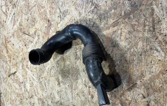 Renault Master III Air intake duct part 70356875