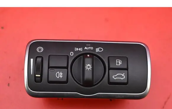 Volvo XC60 Light switch 30739448
