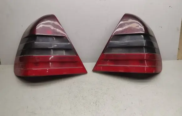 Mercedes-Benz C W202 Rear/tail lights set 