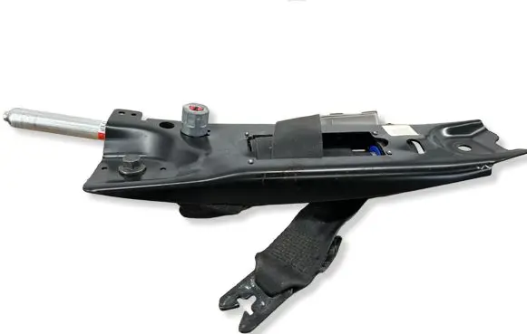Volvo XC70 Front seatbelt 6041213RHC 090806