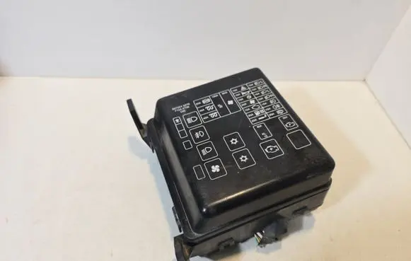 Opel Frontera B Fuse module 8972245270
