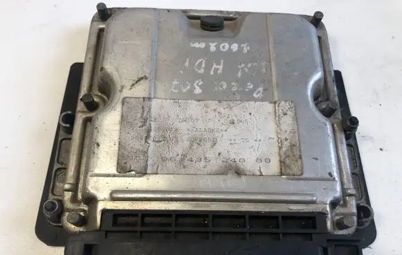 Citroen C4 I Picasso Engine control unit/module 0281010747