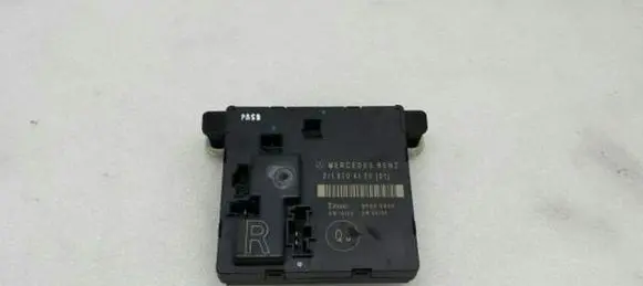 Mercedes-Benz E W211 Door control unit/module A2118704126