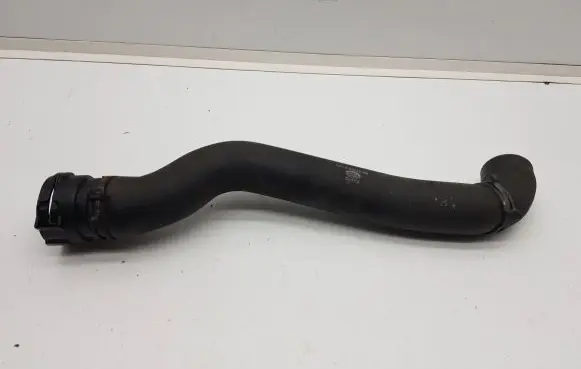 Land Rover Range Rover Sport L494 Engine coolant pipe/hose CPLA8D033CB