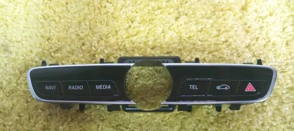 Mercedes-Benz E W123 Head unit multimedia control A2139056308