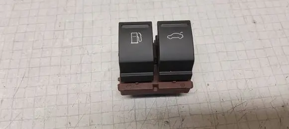 Volkswagen PASSAT B6 Fuel tank opening switch 3C0959903