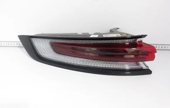 Porsche Cayenne (9Y0 9Y3) Rear/tail lights 9Y0945091M