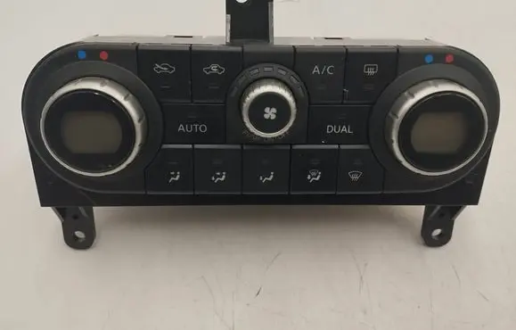 Nissan Qashqai Climate control unit 27500JD45C C7Z10 A02000A7706001