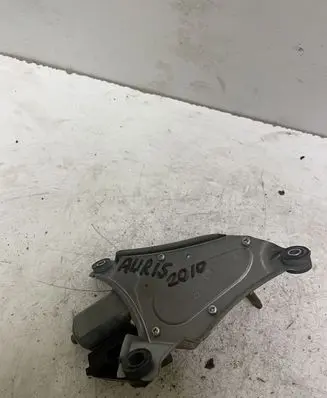Toyota Auris 150 Rear window wiper motor 8513002030
