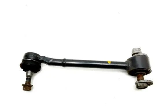 Toyota RAV 4 (XA40) Rear control arm
