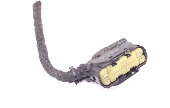 Mercedes-Benz Vito Viano W639 ABS module connector plug A2125453240 A0009821509