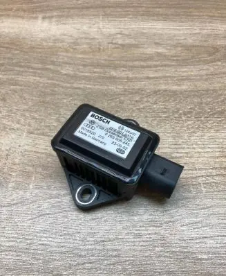 Volkswagen Phaeton ESP acceleration yaw rate sensor 8E0907637A 0265005245