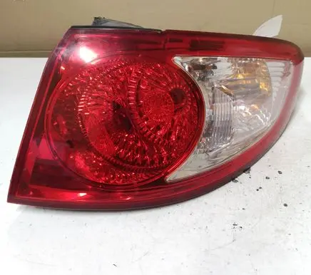 Hyundai Santa Fe Rear/tail lights 924022B000
