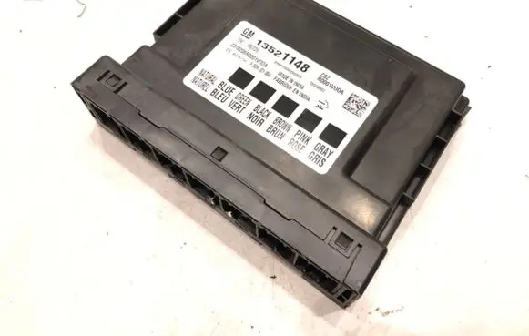 Opel Mokka Central body control module 13521148