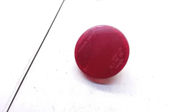 Rear tail light reflector