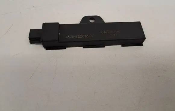 BMW 7 F01 F02 F03 F04 Keyless (KESSY) go control unit/module 9220832