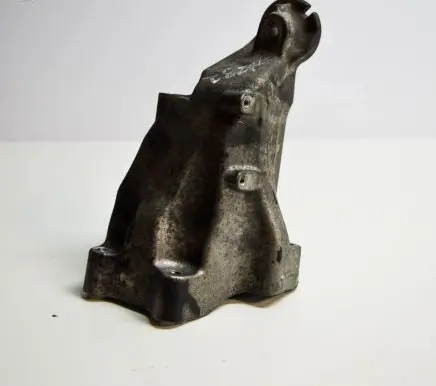 Mercedes-Benz C W204 Engine mounting bracket A6512233404