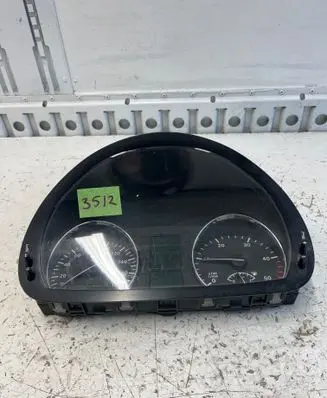 Mercedes-Benz Vito Viano W639 Speedometer (instrument cluster) 1042992