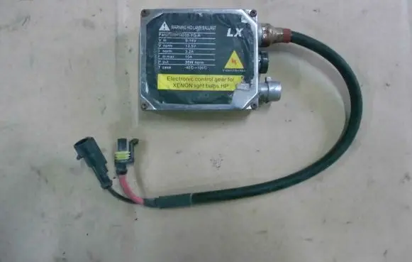 Volkswagen PASSAT B6 Xenon control unit/module 