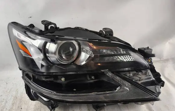 Lexus GS 250 350 300H 450H Headlight/headlamp 8111030N60