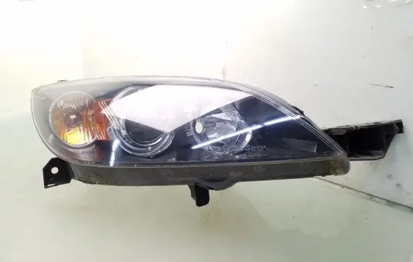 Mazda 3 I Headlight/headlamp 20A859