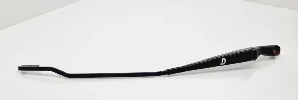 Volkswagen PASSAT B5.5 Front wiper blade arm 3B1955410