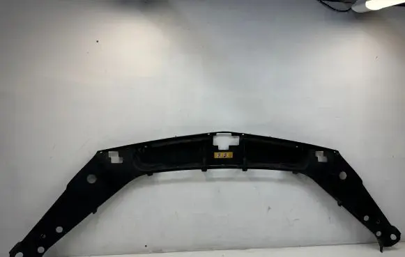 Mercedes-Benz GLE (W166 - C292) Top upper radiator support slam panel A1668842922
